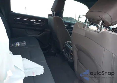 2024 Ram 1500 Big Horn 4X4 5'7 Box z USA, uszkodzony, nr VIN 1C6RRFFGXRN209273